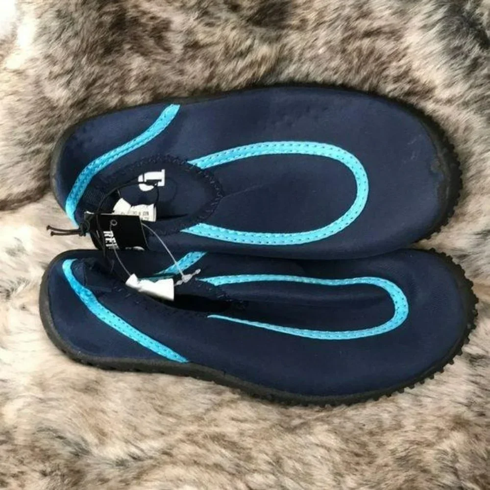 OT Revolution Boys‎ Blue sz 1 Swim Shoes